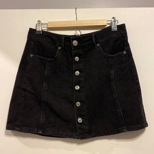 American Eagle button up black denim mini skirt